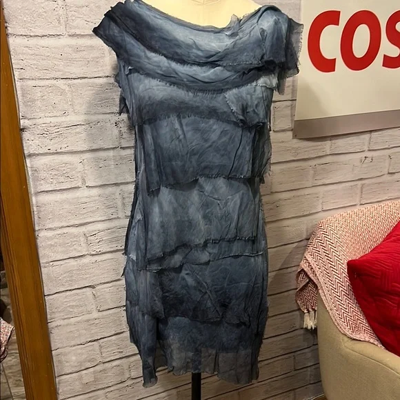 Never Worn. Tempo Paris Elegant Blue Layered Dress - Picture 1 of 3